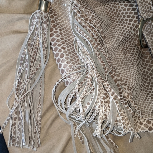 ⬇️$115  Stone Cobra G.I.L.I. Hobo - Picture 8 of 9